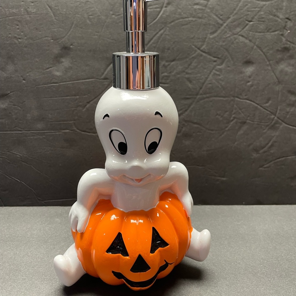 Casper the Ghost Halloween Soap Dispenser 🎃